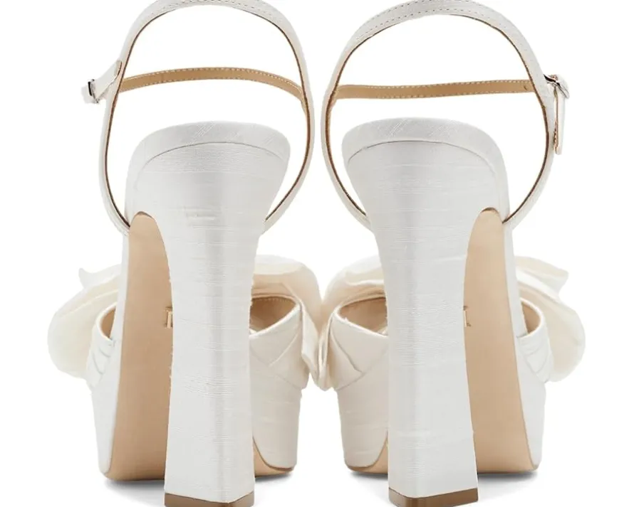 Badgley Mischka Oliva Women's