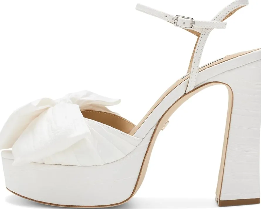 Badgley Mischka Oliva Women's