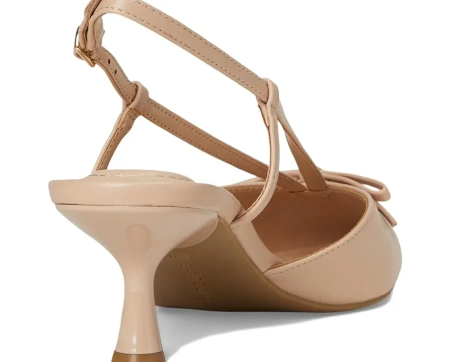 Bandolino Macruz Women's