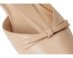 Bandolino Macruz Women's
