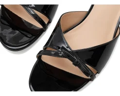 Bandolino Rissie Women's