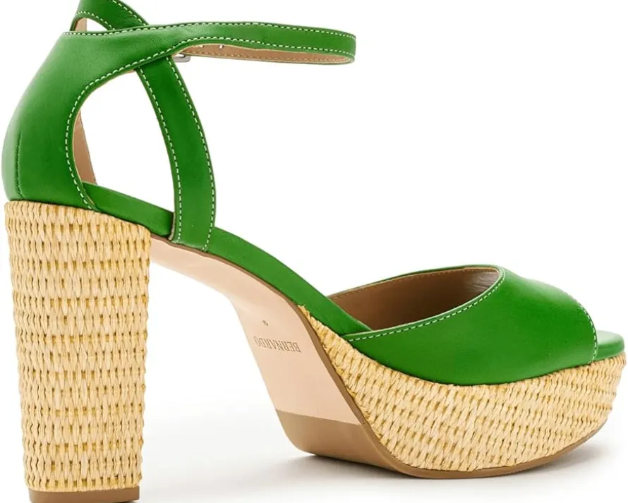 Bernardo Valeria Women's