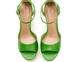 Bernardo Valeria Women's