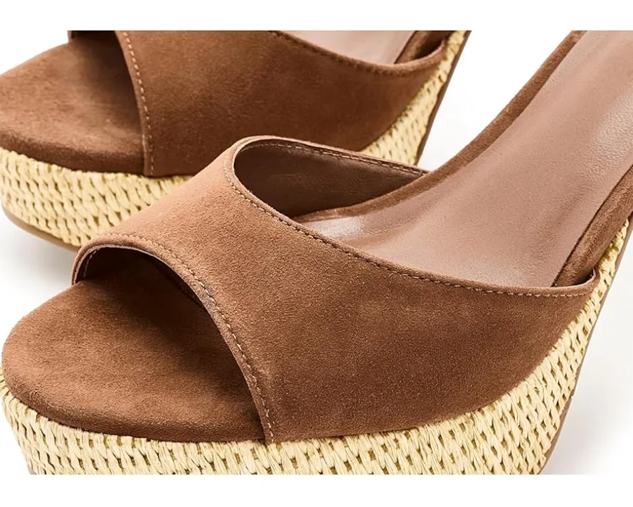 Bernardo Valeria Women's