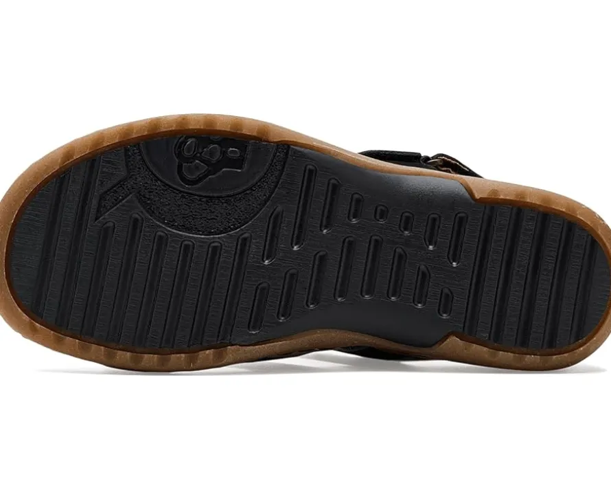 Born Seak Women's