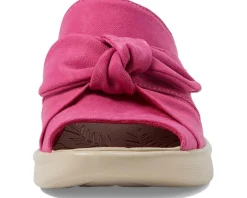 Bzees Smile Slides Women's