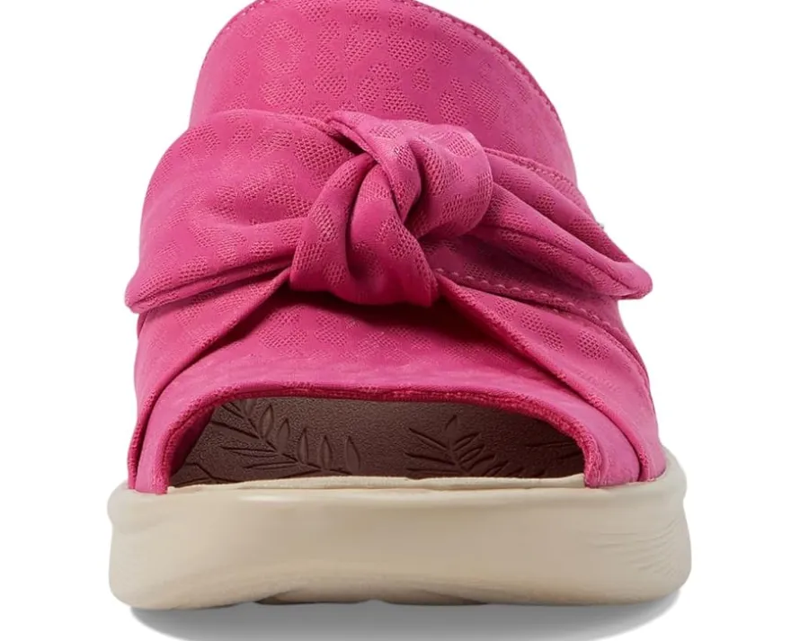 Bzees Smile Slides Women's