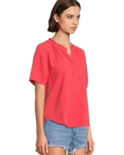 Mod-o-doc Short Sleeve Ruffle Neck Henley Top Women's