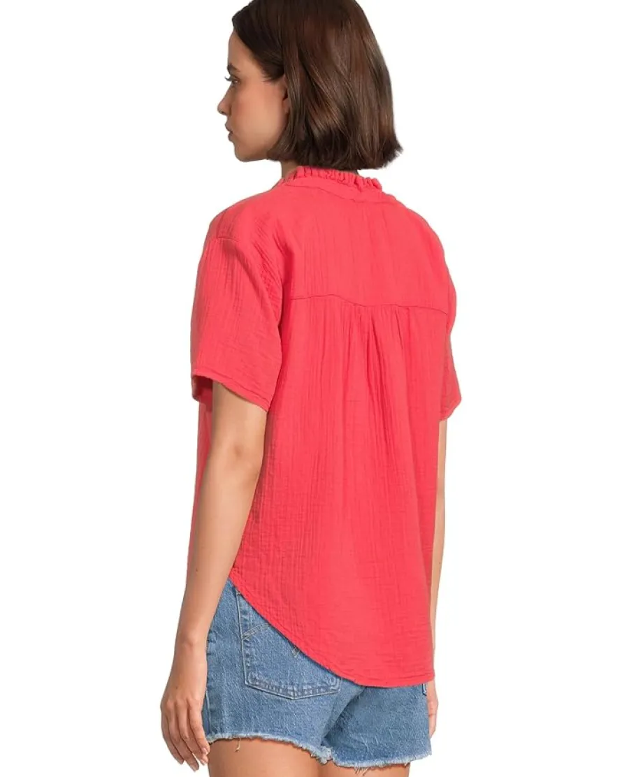 Mod-o-doc Short Sleeve Ruffle Neck Henley Top Women's