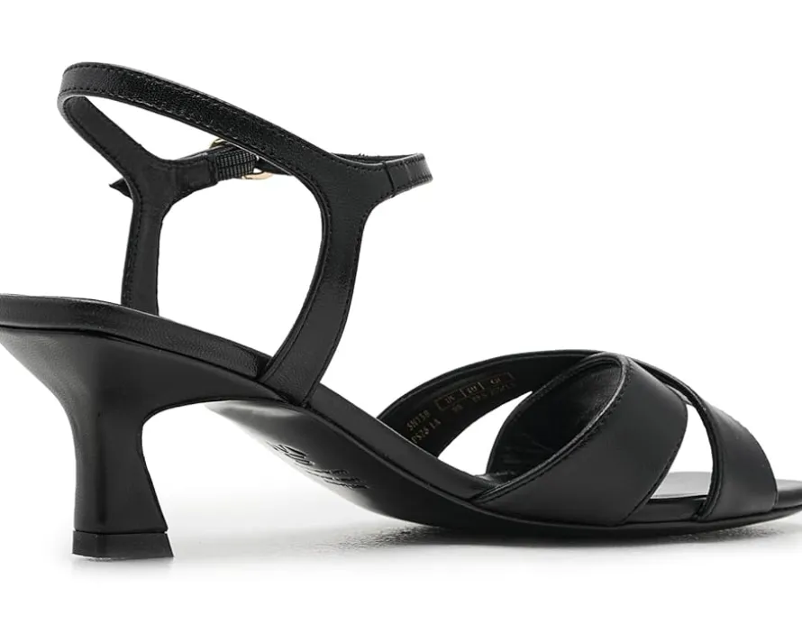 Stuart Weitzman Vinnie Sandal 50 Women's