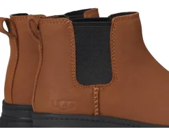 UGG Kids Ashton Chelsea (Little Kid/Big Kid)